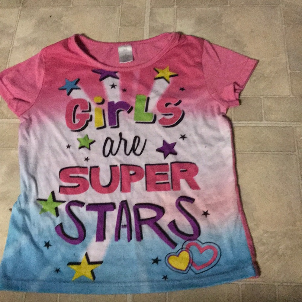 I'm selling a pajama shirt (cleaned)